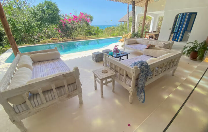 Jumeirah 5-Bedroom Villa